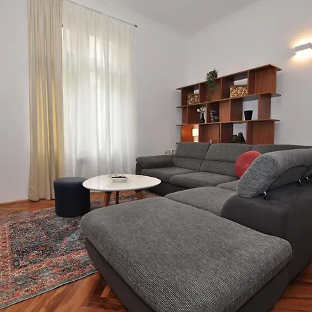 Moel Appartement *